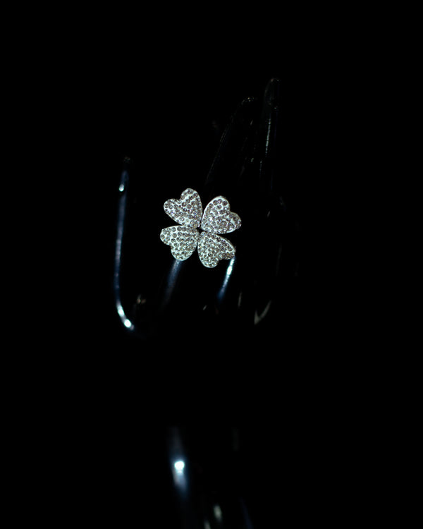 Clover Ring Size 9